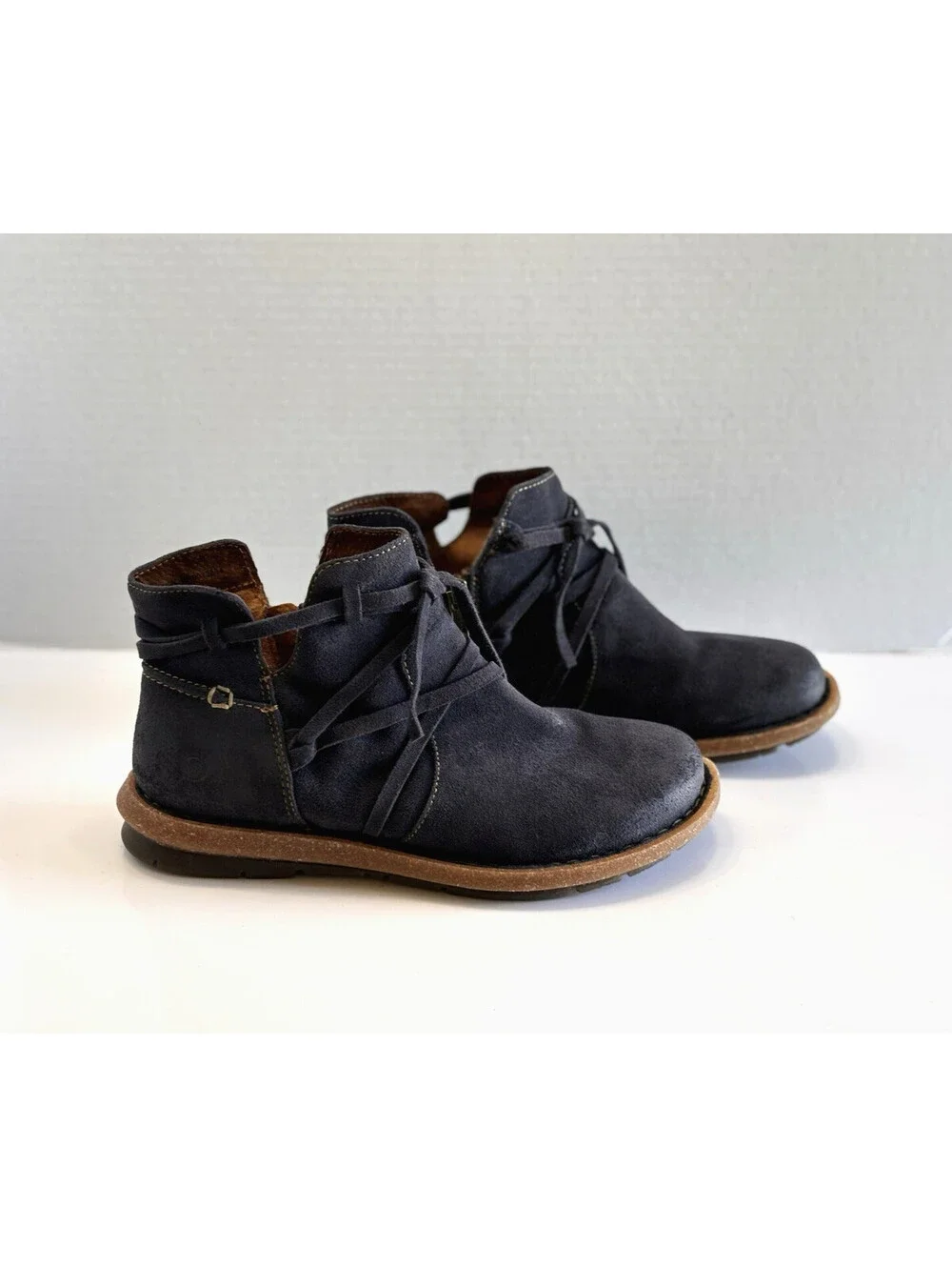 Born Tarkiln Ankle Booties Women's Size 8.5 Navy Blue Distressed Suede Zip Comfy